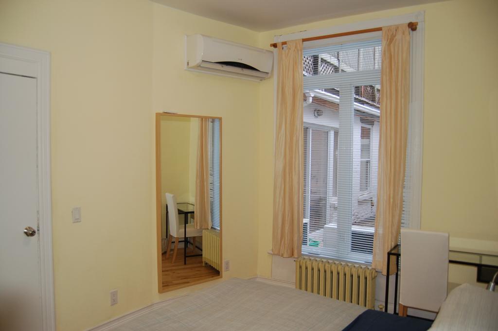 Le Chasseur Bed & Breakfast Montreal Pokoj fotografie
