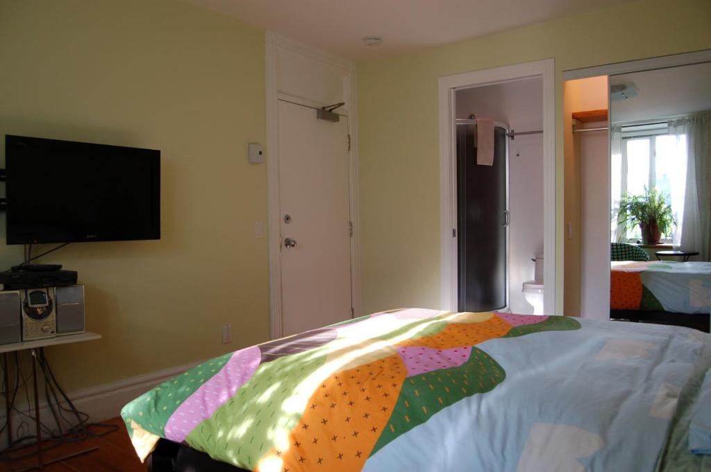 Le Chasseur Bed & Breakfast Montreal Pokoj fotografie